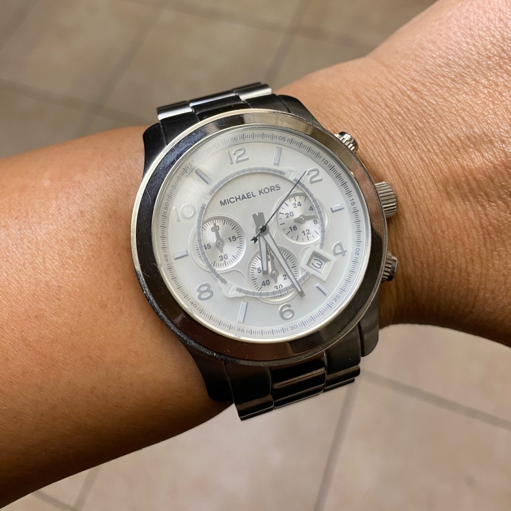 Michael Kors Runway Silver-Tone Watch MK8086